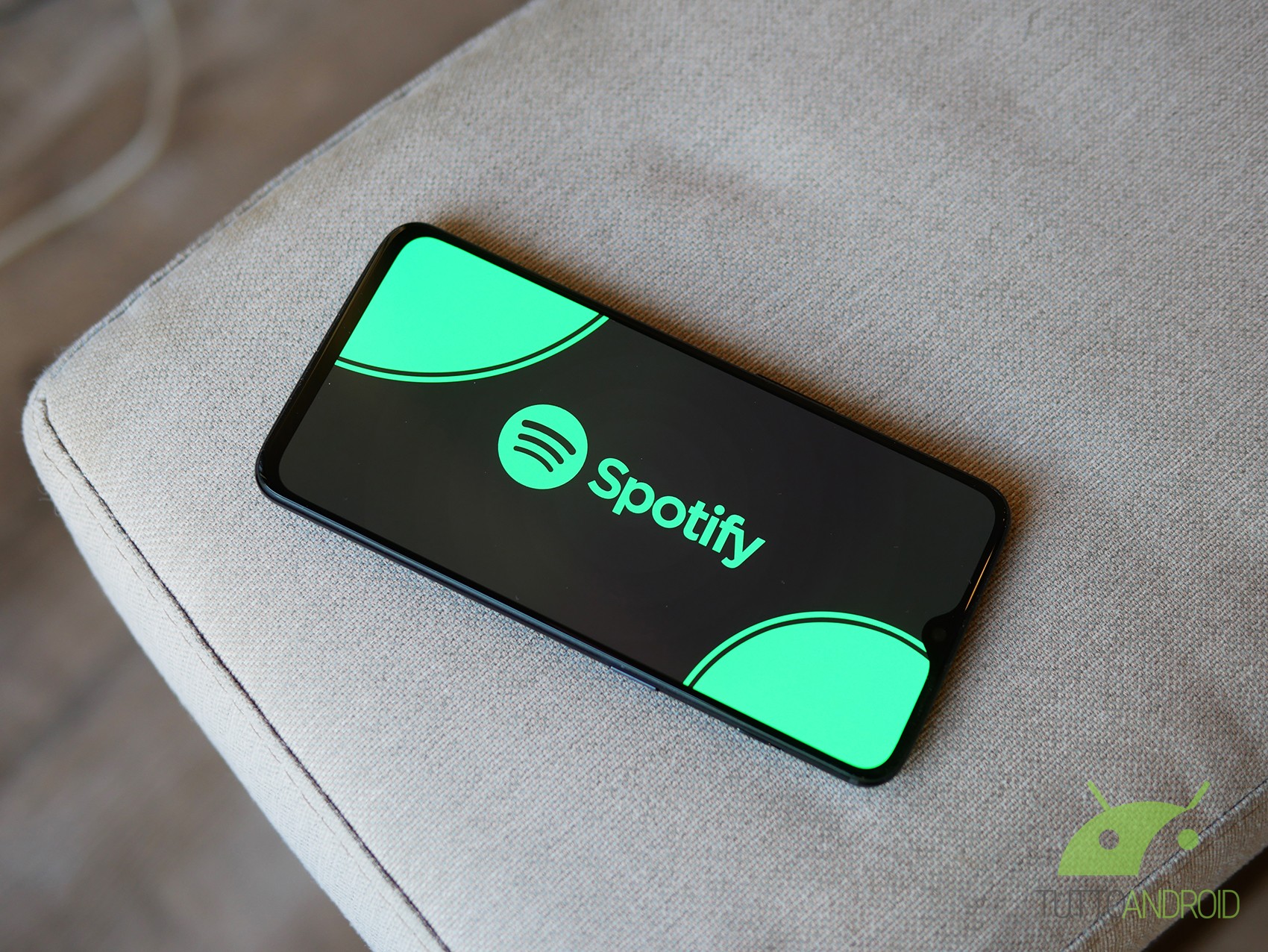 Spotify rimuove la funzione lyrics per utenti non-Premium