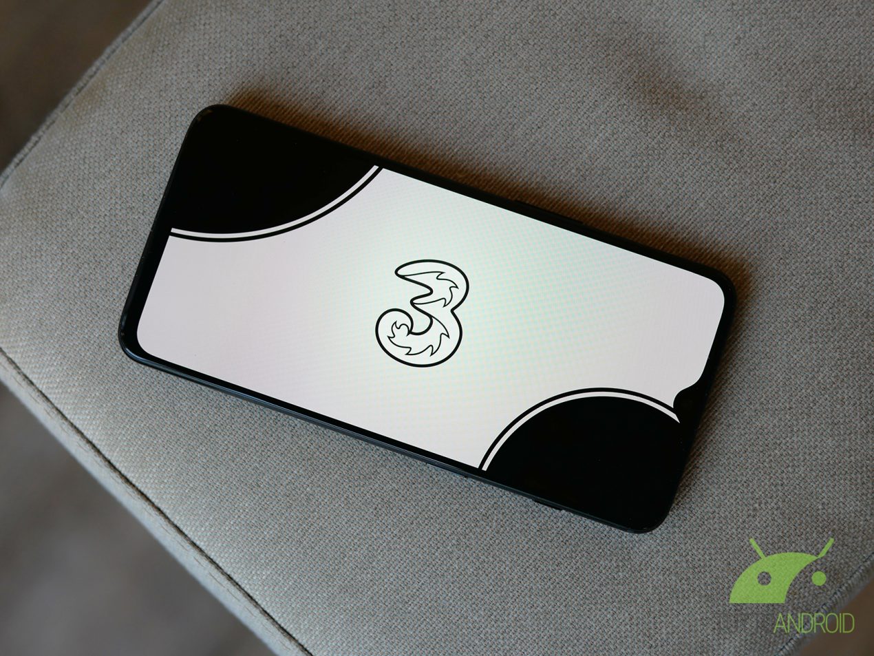 Tre lancia Super Internet Express 80 GB, rinnovabile ogni due mesi