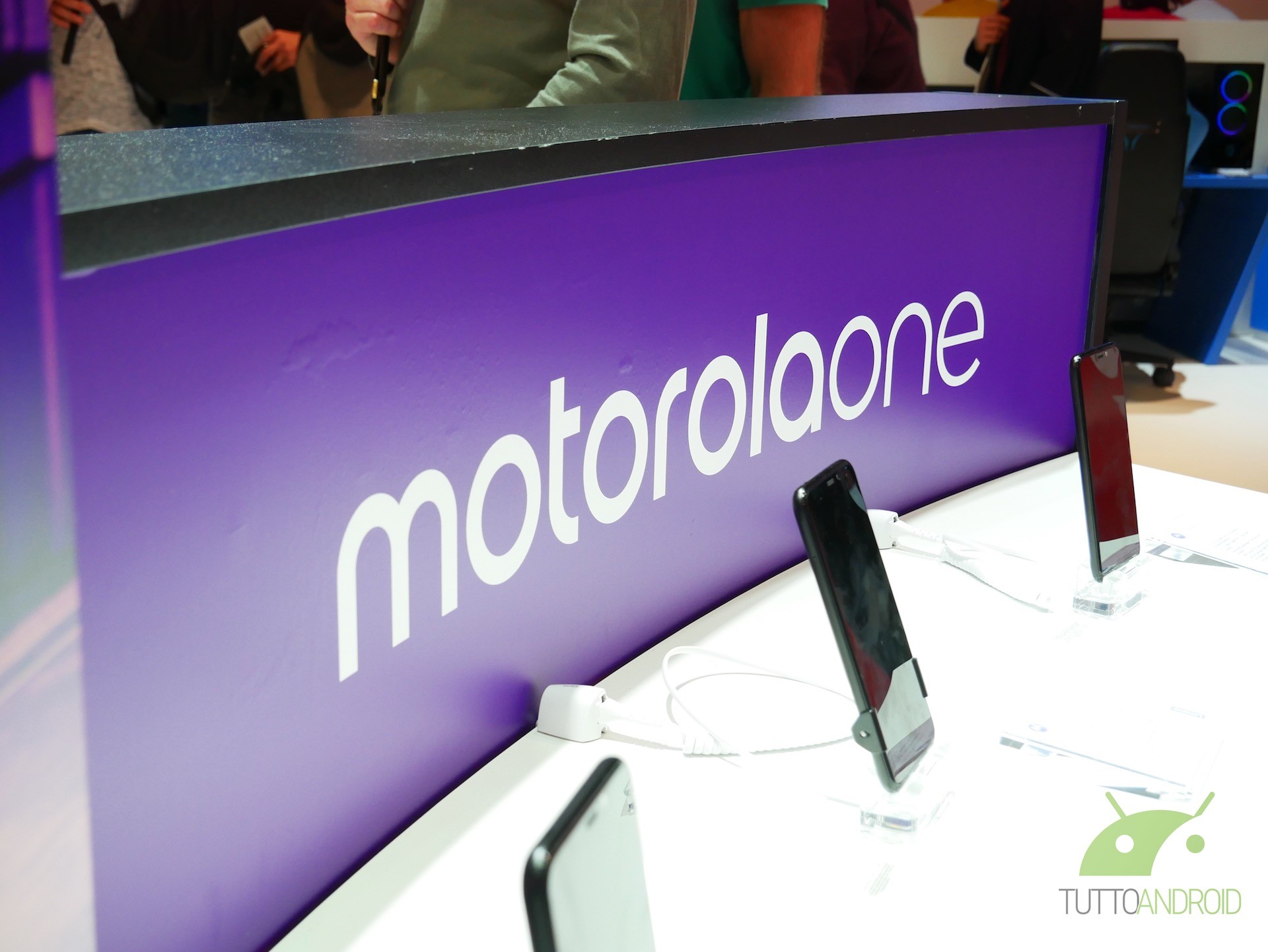 Motorola one 