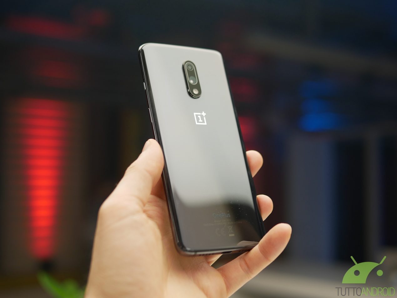 Aggiornate subito OnePlus 7, HONOR 10, Samsung Galaxy A50, A8+ e Tab S4, ci sono nuove patch e altre novità