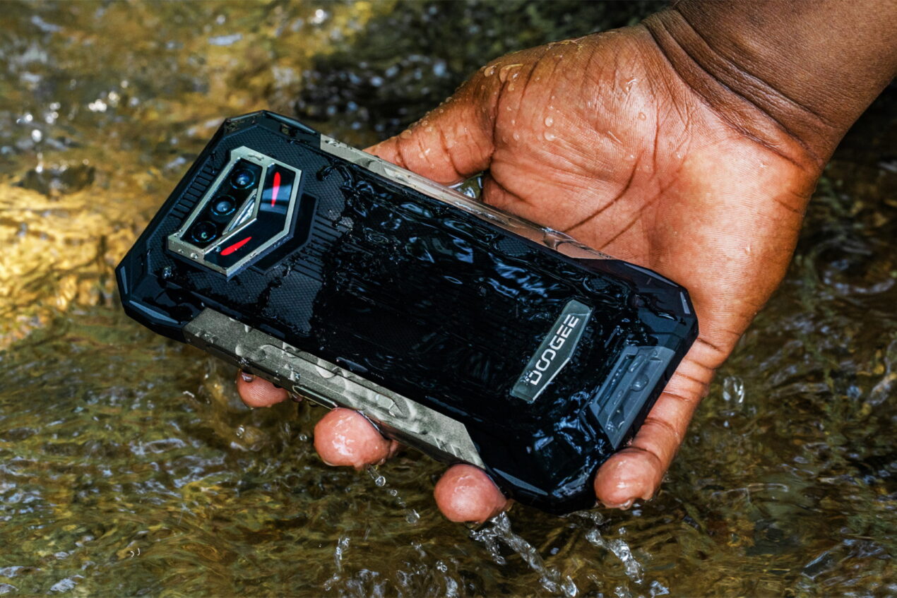 La serie DOOGEE S89 è disponibile da oggi con uno sconto di lancio da paura