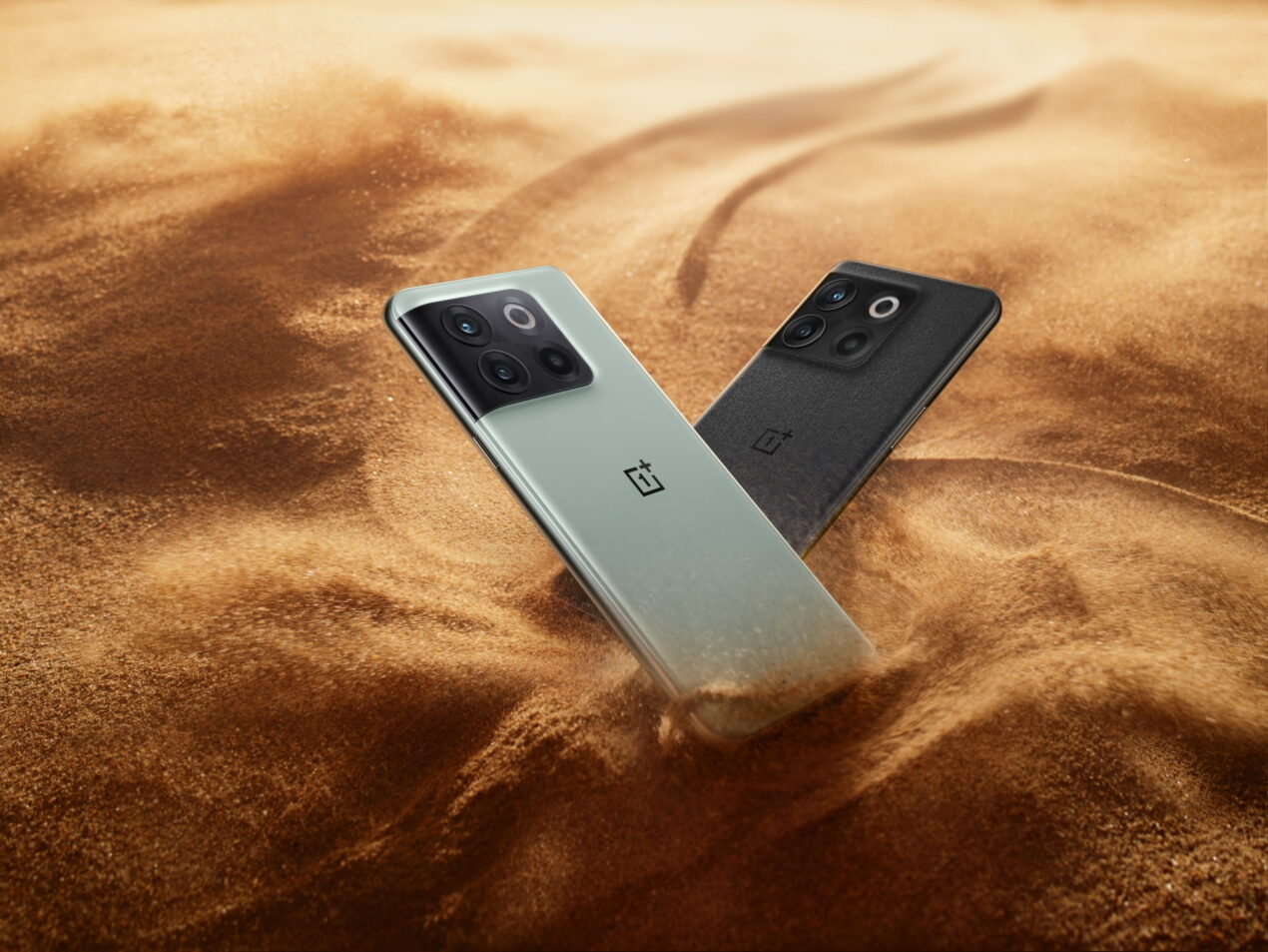 OnePlus 10T 5G ufficiale con hardware al top e una super ricarica da 150 W