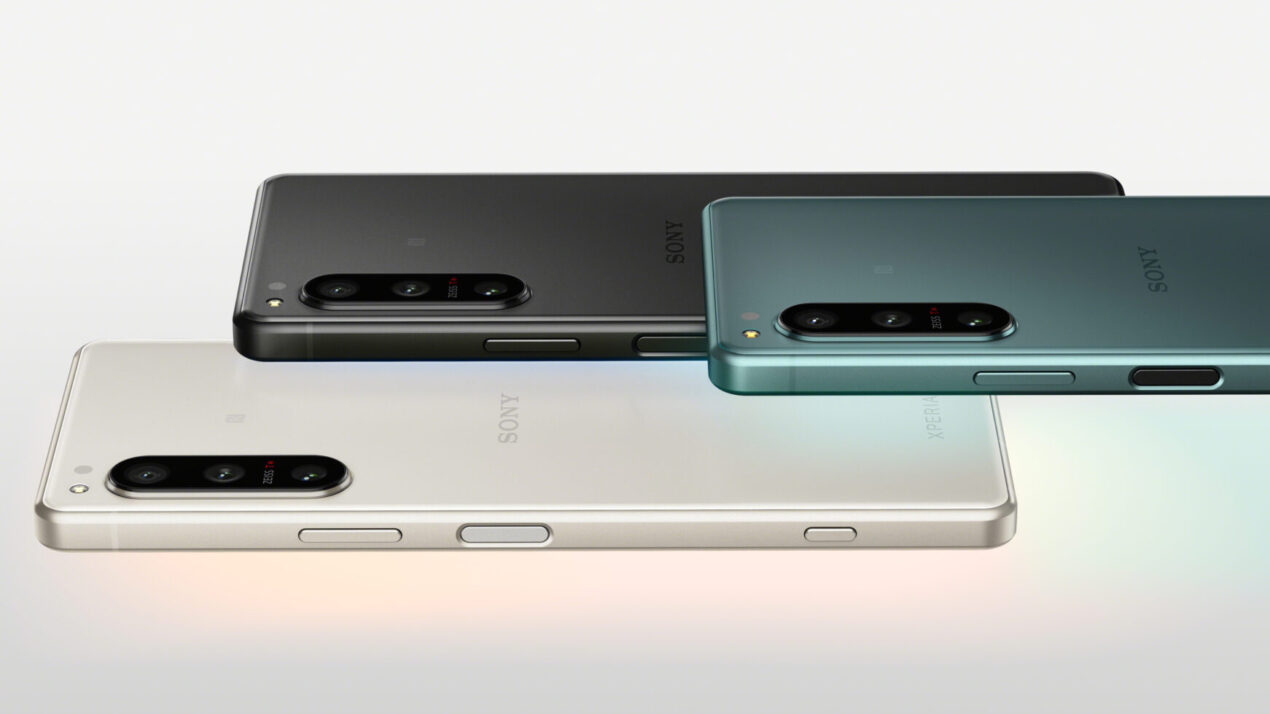 Sony Xperia 5 IV ufficiale: costa 1049 euro e punta sulla creatività