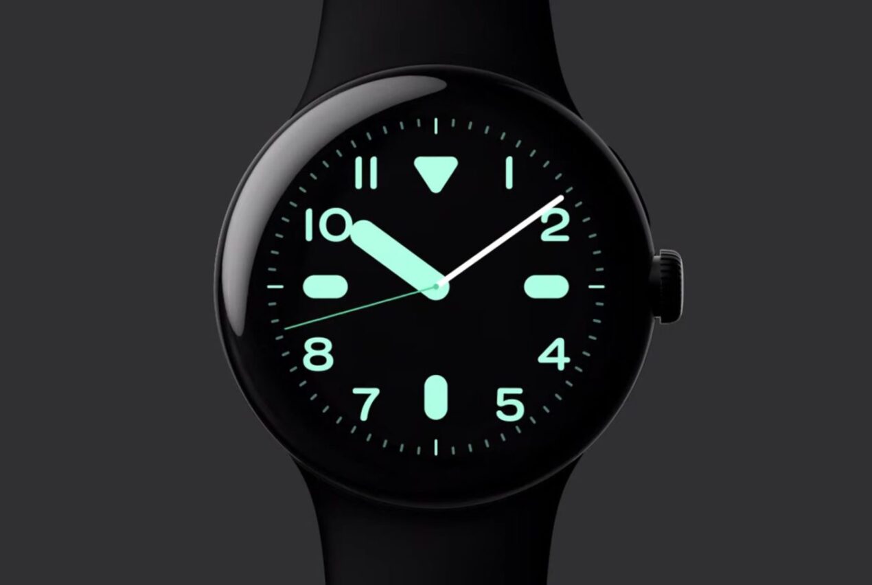 Google Pixel Watch è bellissimo in nero con finitura opaca