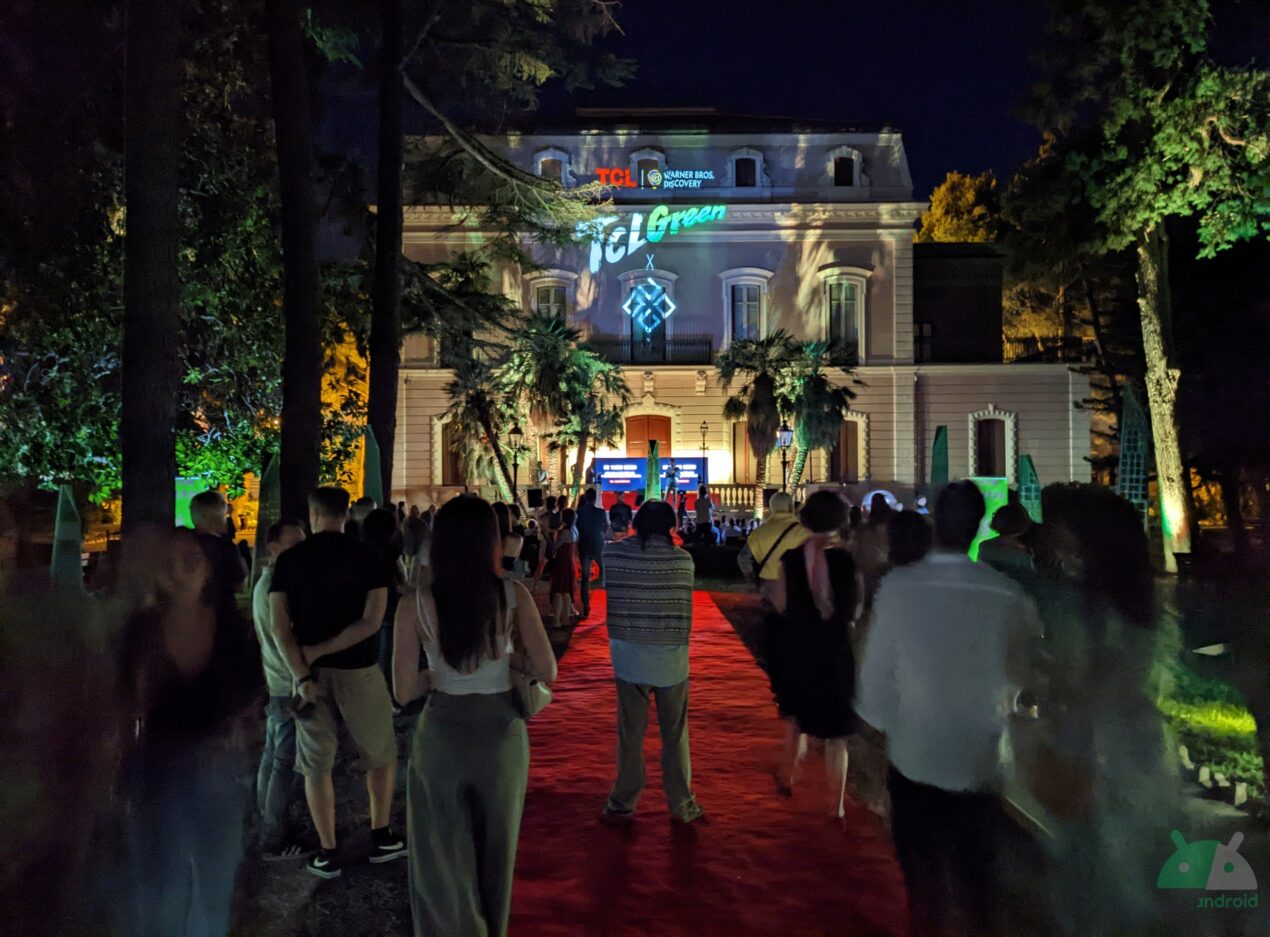 Un futuro più verde grazie alla nuova campagna #TCLGreen per l'ambiente