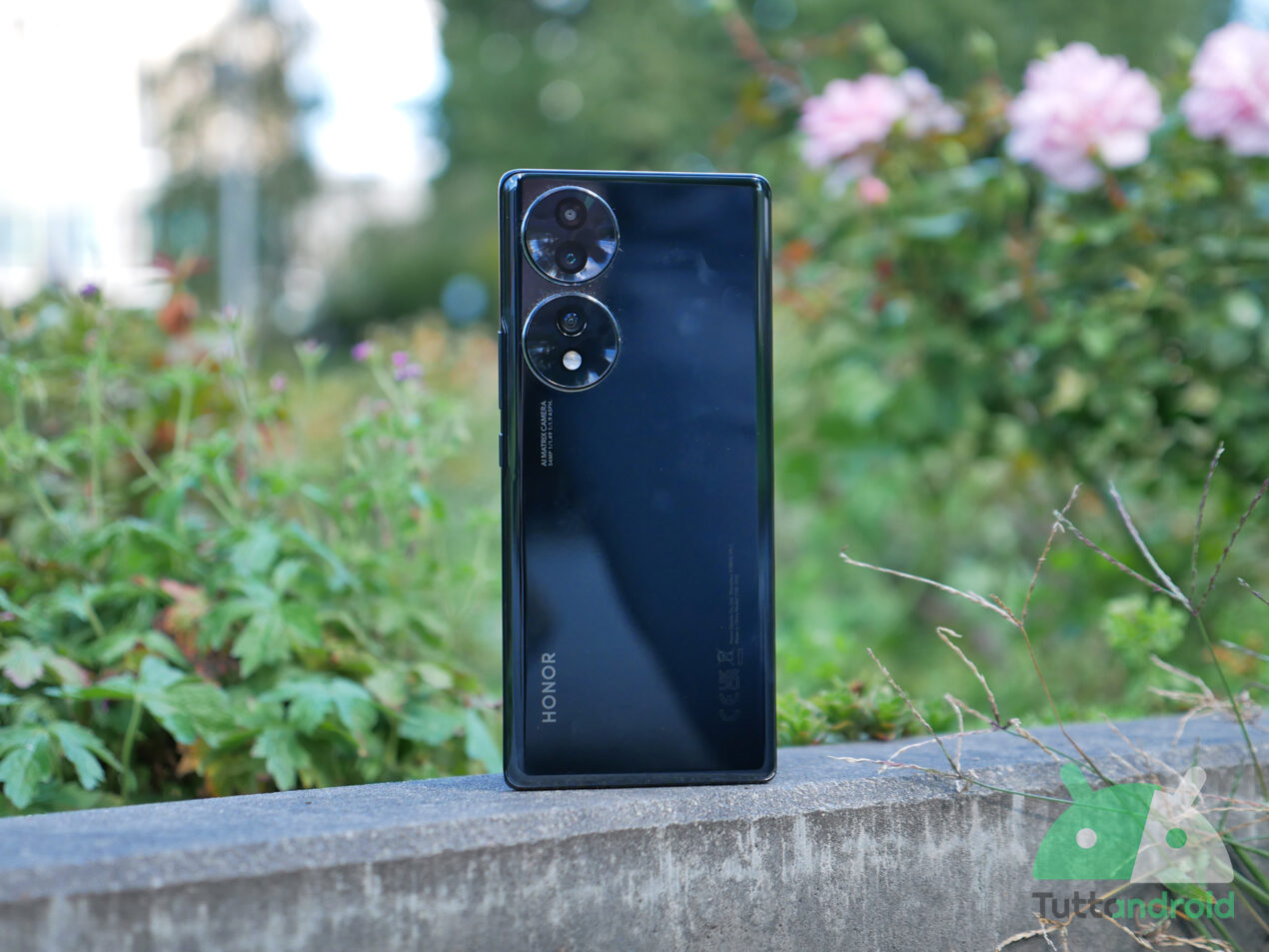 HONOR 70 5G ancora in offerta con Watch GS 3 in regalo sullo store ufficiale
