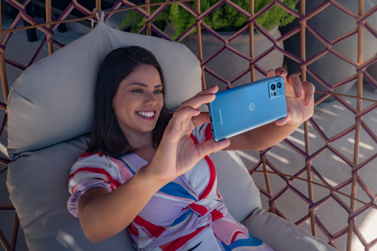 Motorola Moto G72 alla conquista della fascia media con l'arrivo in Italia