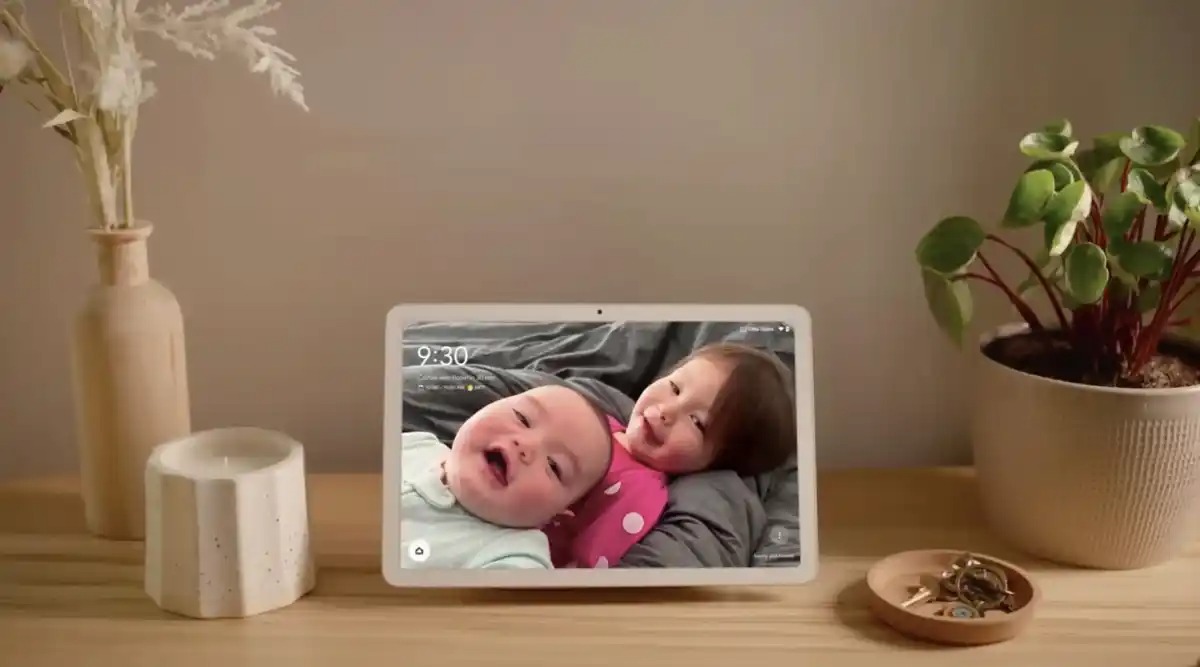 Google Pixel Tablet dock