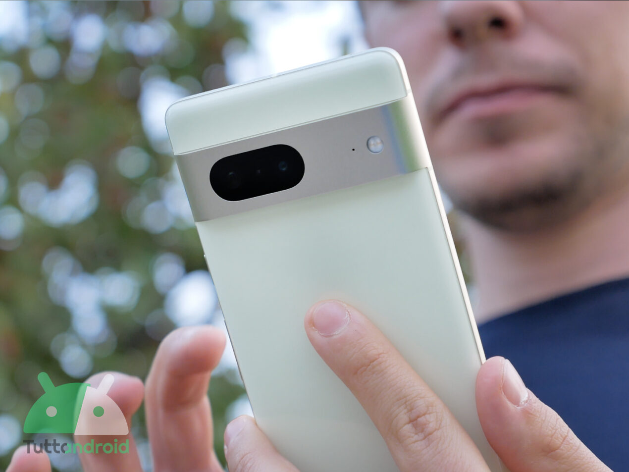 Ecco le factory image di Android 13 per Google Pixel 7 e Pixel 7 Pro