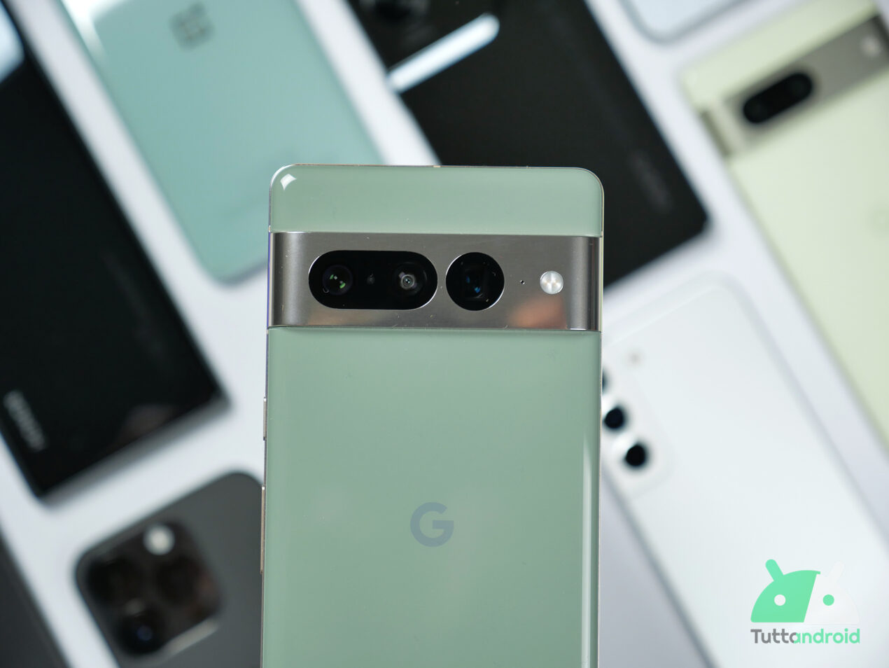 Uno strano bug sembra colpire i Google Pixel 7 quando si usa YouTube