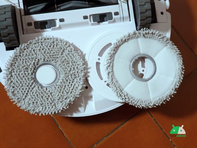 ECOVACS DEEBOT X1E OMNI