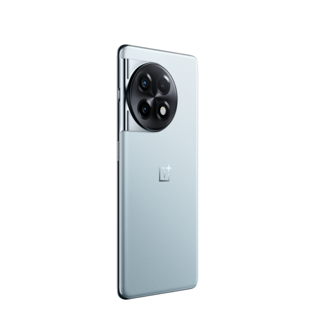 OnePlus 11R in colorazione Glacier Blue