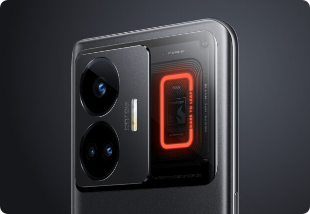 Realme GT3 LED conto alla rovescia foto