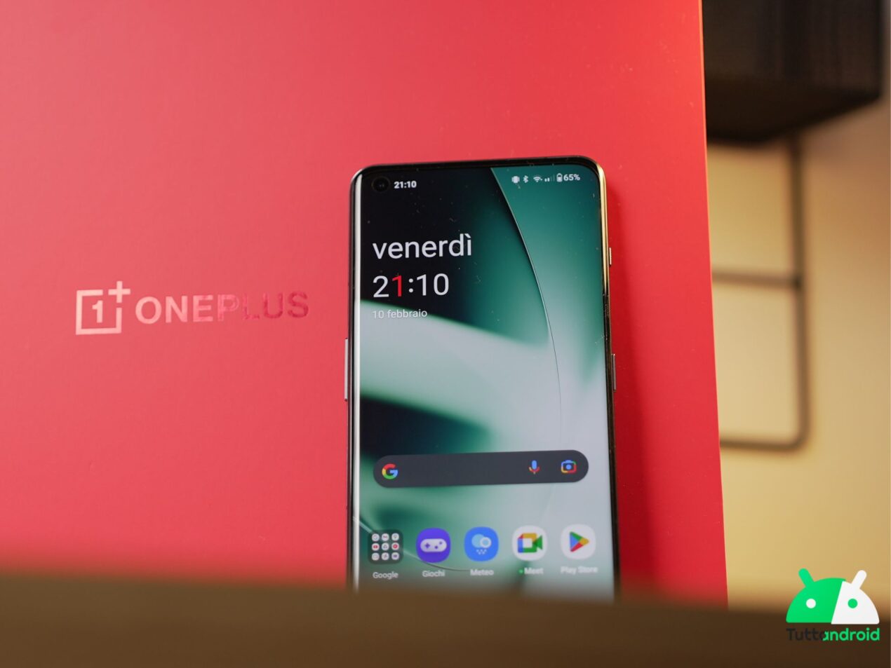 La MIUI 14 beta arriva su Xiaomi Mi 10, mentre OnePlus 11 riceve le patch di sicurezza di marzo