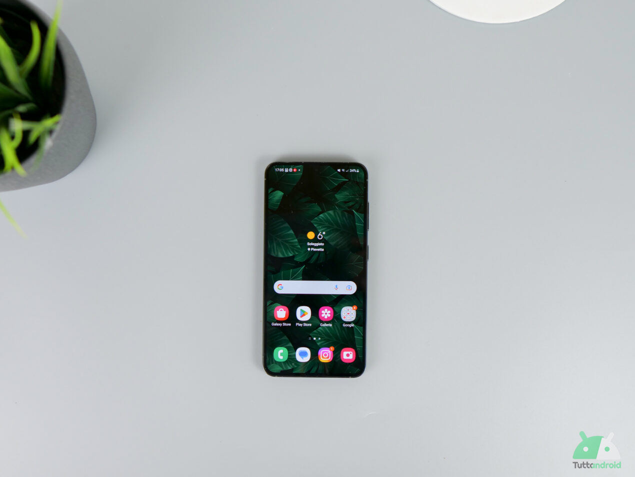 Samsung Galaxy S23, il top compatto, in offerta al prezzo più basso di sempre