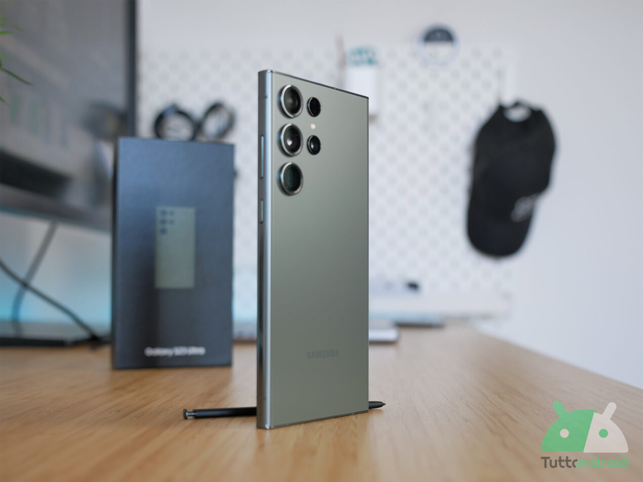 La distribuzione della One UI 8 continua: Samsung aggiorna i Galaxy S23 in Italia e diversi altri dispositivi