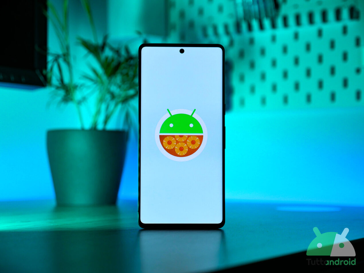 Ora anche Android 14 ha la sua statua