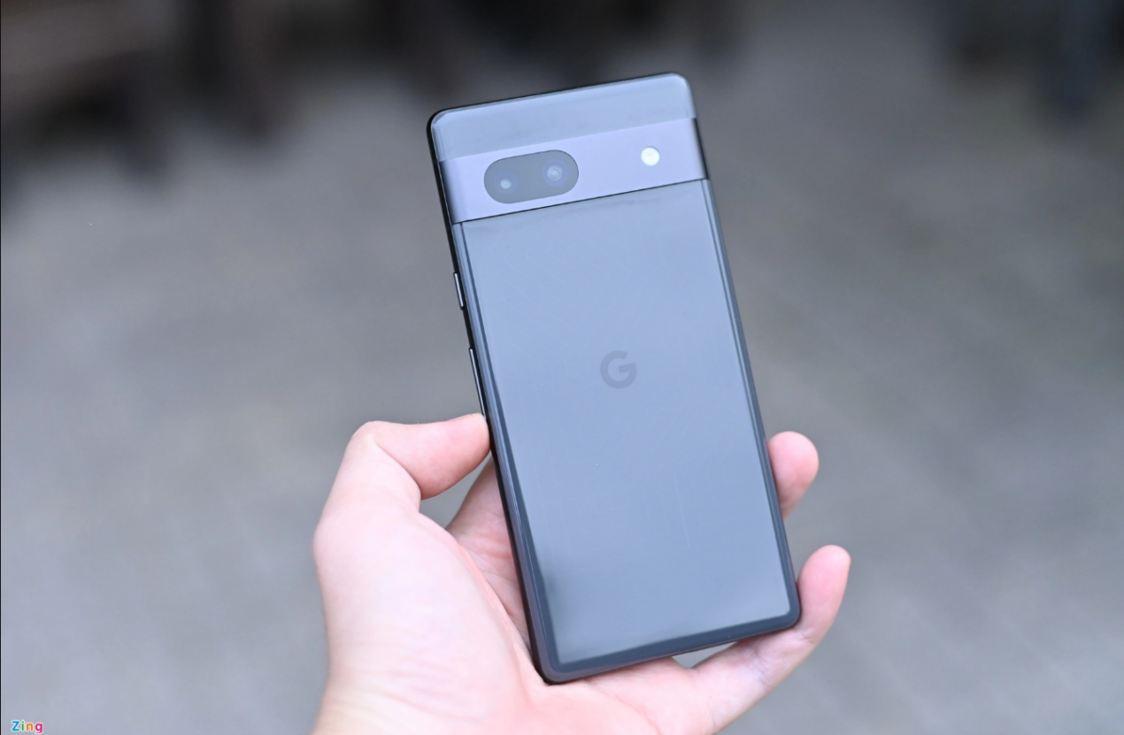 Google Pixel 7a torna a mostrarsi in nuove e nitide foto dal vivo