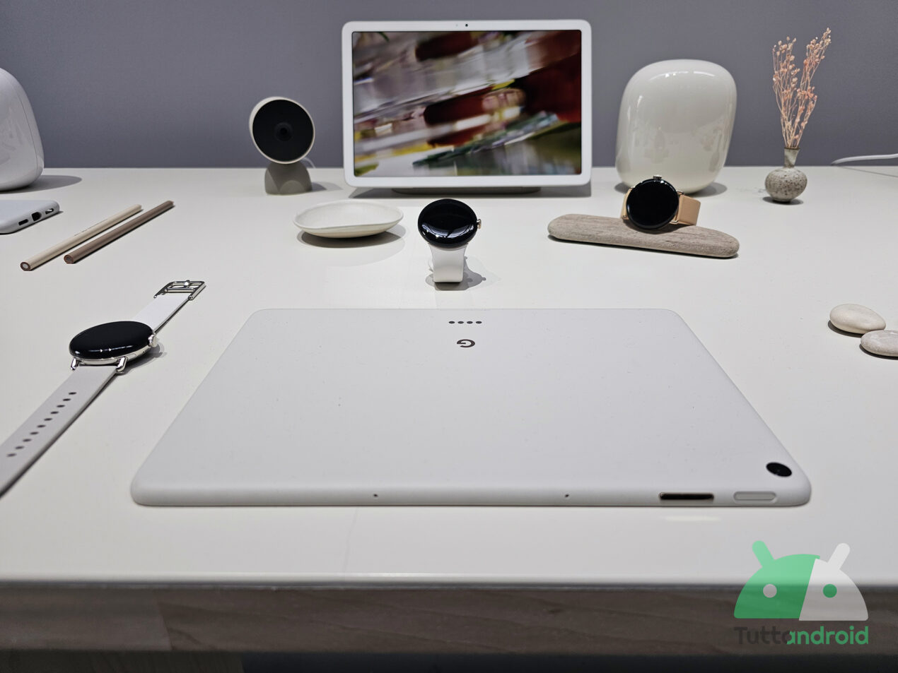 Ecco Google Pixel Tablet, il tablet che si crede uno smart display