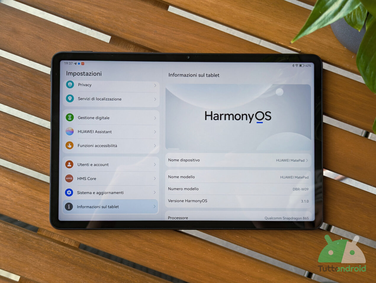 Huawei si vorrebbe liberare del tutto da Android col nuovo HarmonyOS