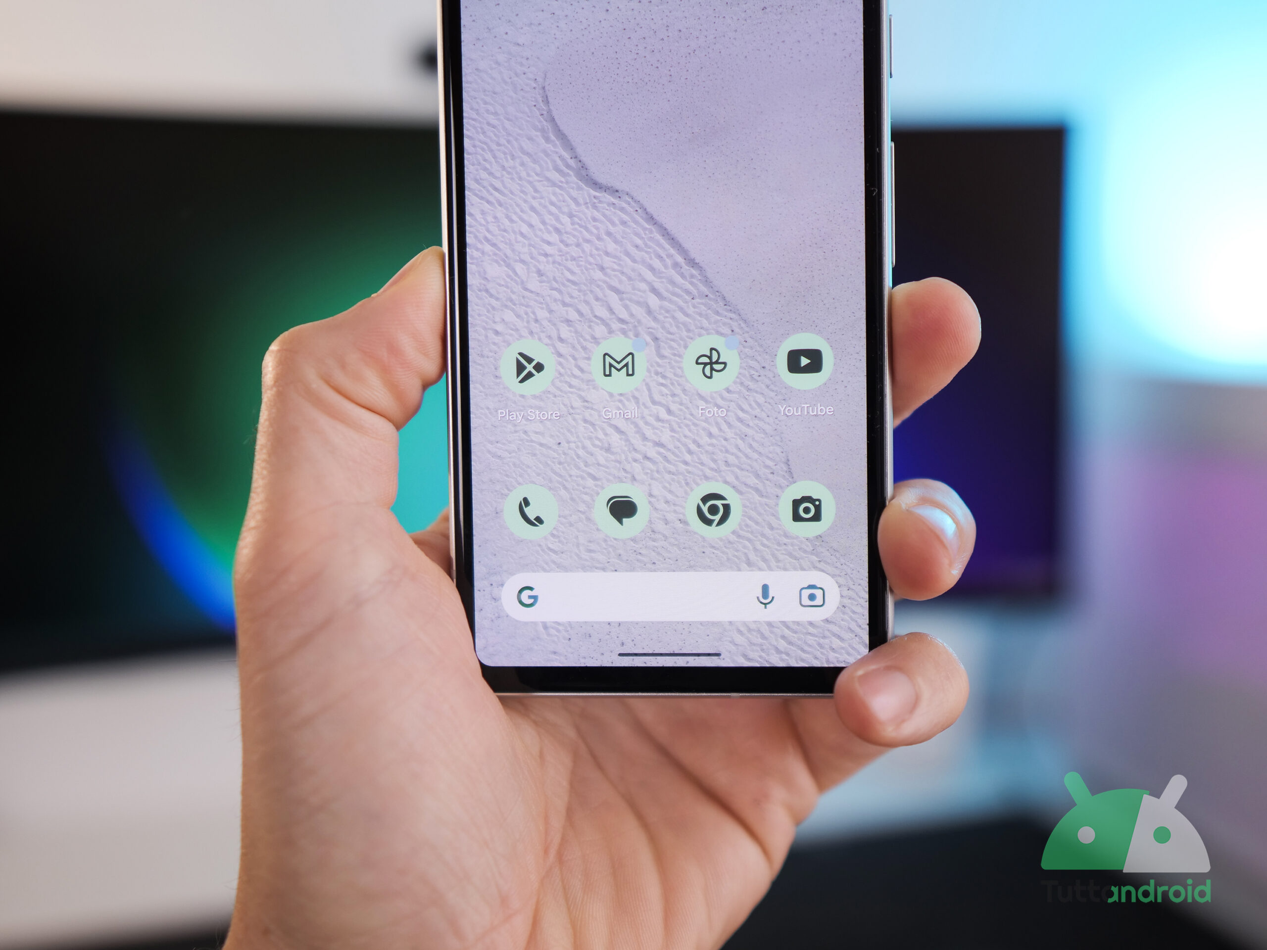 Google obbliga gli sviluppatori Android a supportare le icone a tema