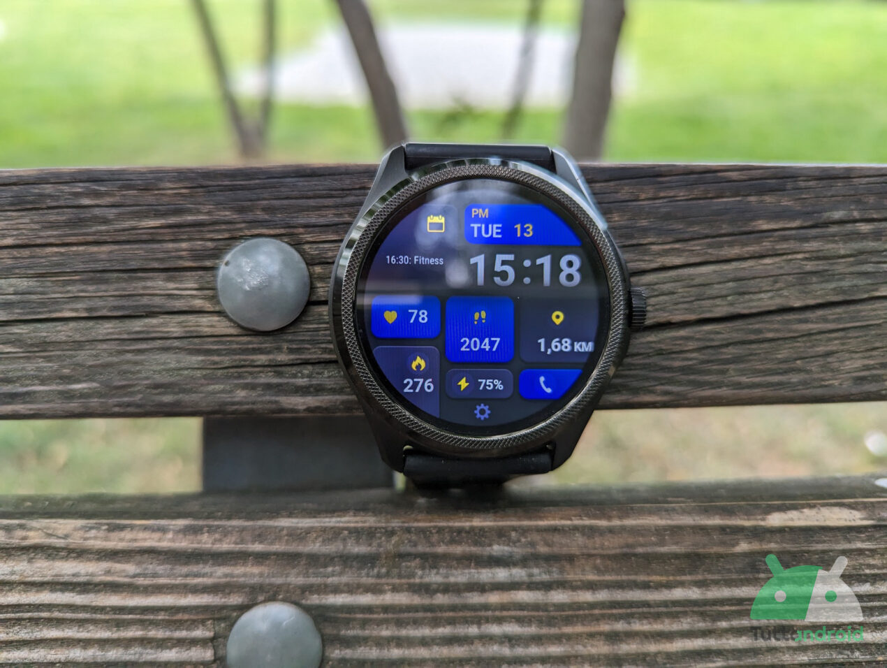TicWatch Pro 5 a prezzi mai visti grazie a questi coupon su Amazon