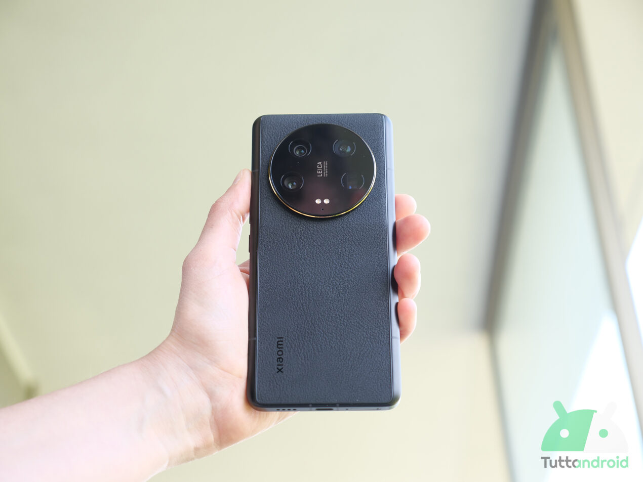Xiaomi prosegue il rollout di HyperOS 2.1, ma arrivano novità anche per Motorola e OnePlus