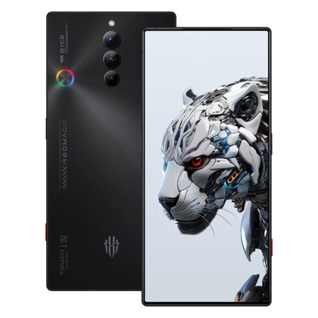 REDMAGIC 8S Pro in colorazione Midnight