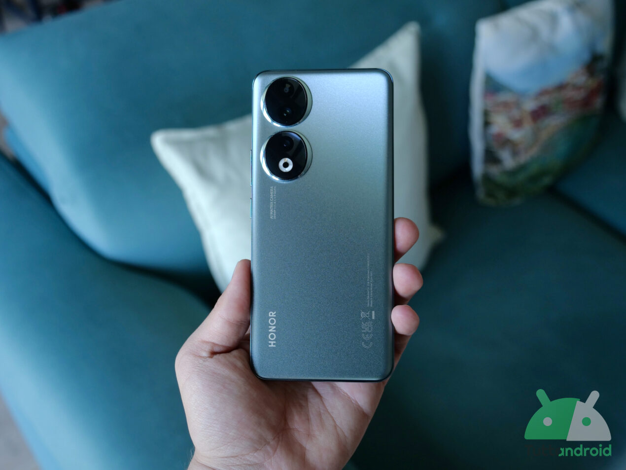 HONOR 90 si aggiorna in Italia a MagicOS 9 e ad Android 15