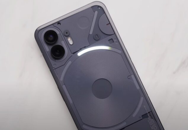 Nothing Phone (2)