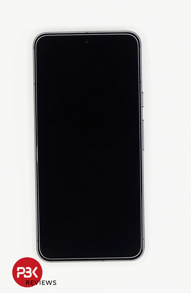 Google Pixel 8 - PBKreviews - parte frontale