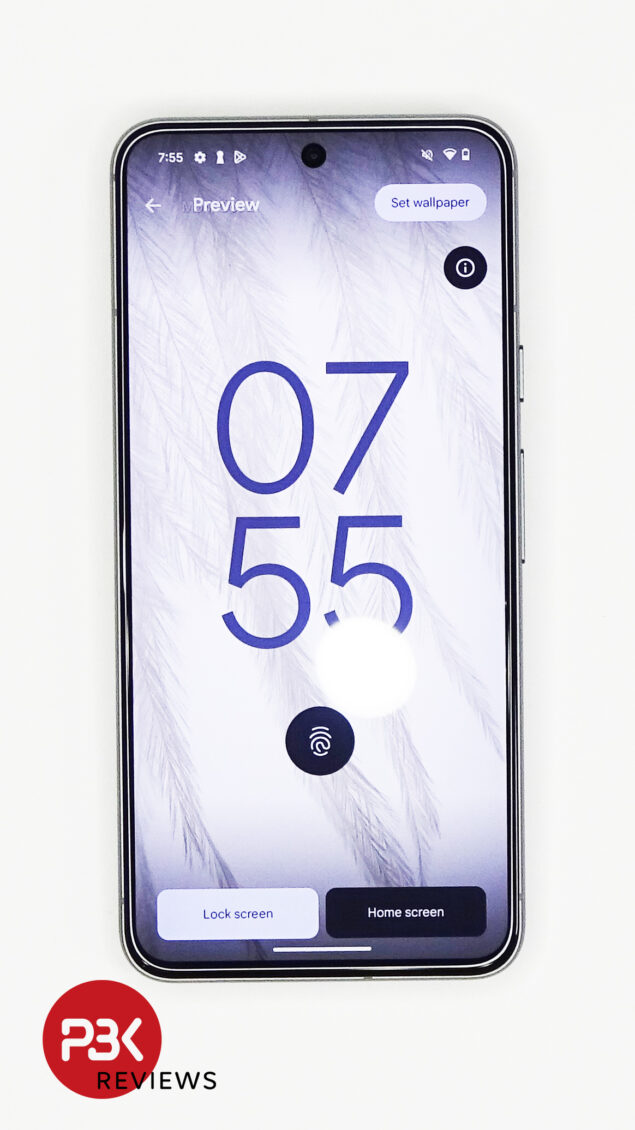 Google Pixel 8 - PBKreviews - parte frontale