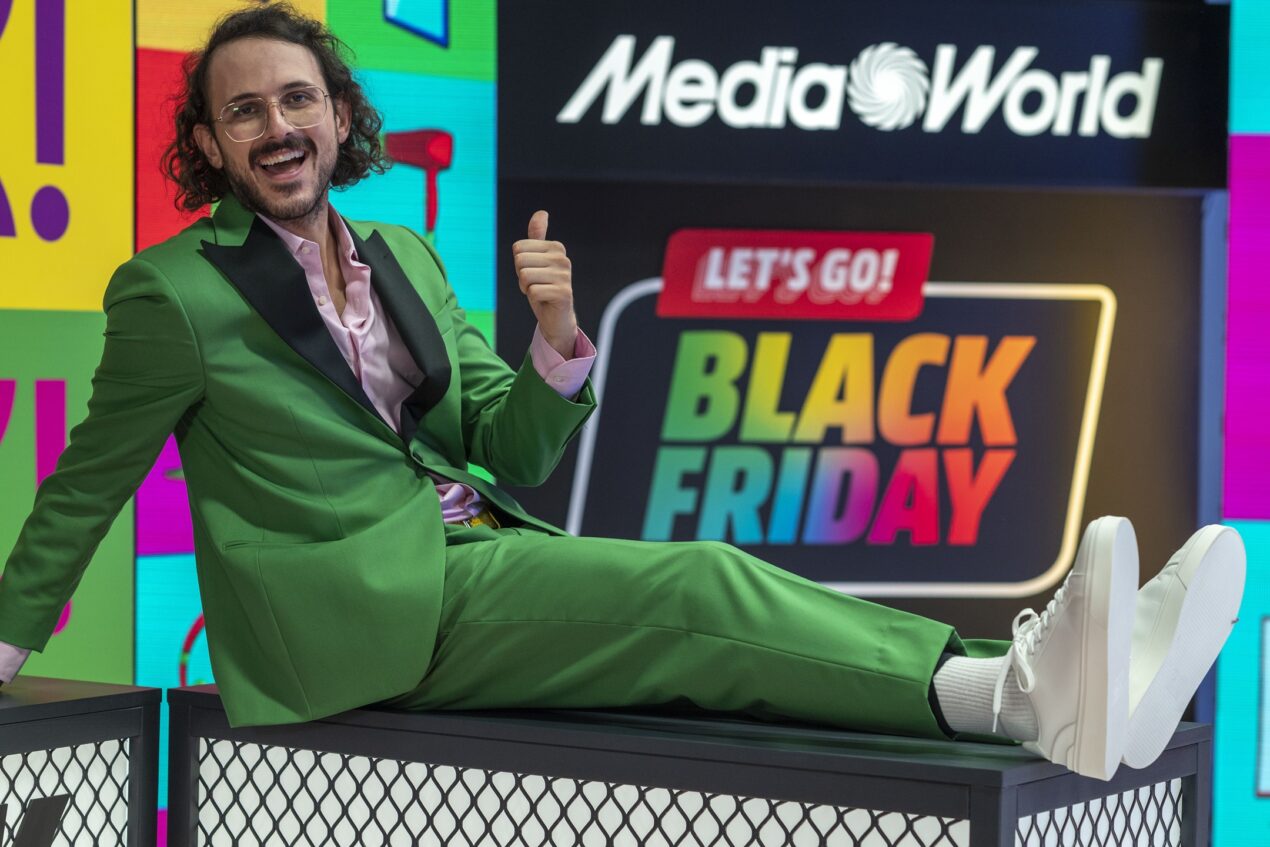 MediaWorld lancia il Black Friday più colorato di sempre: il testimonial è Fru
