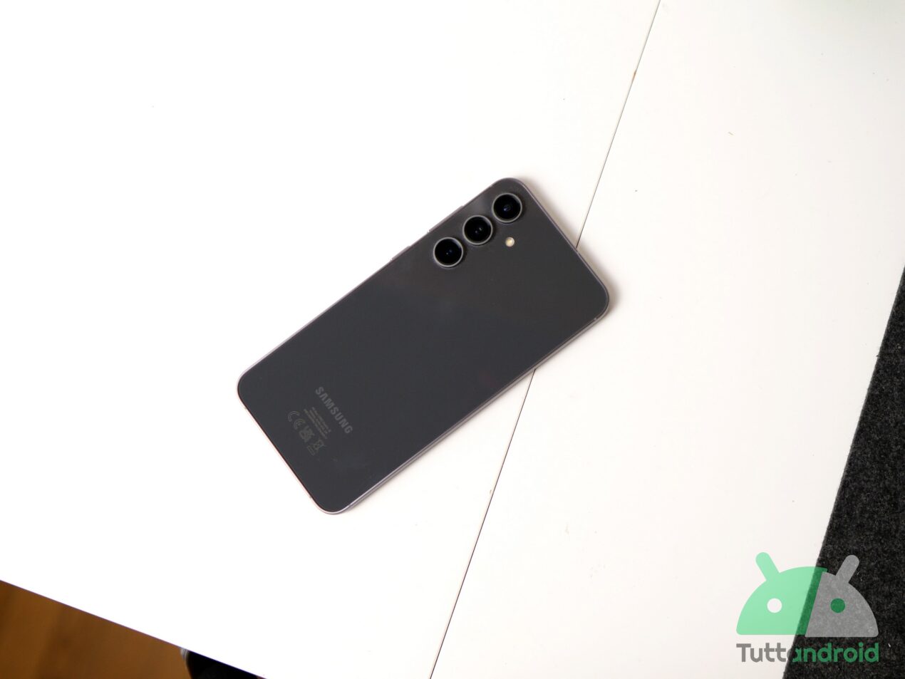 Samsung rilascia i dettagli sulle patch di sicurezza di gennaio 2024