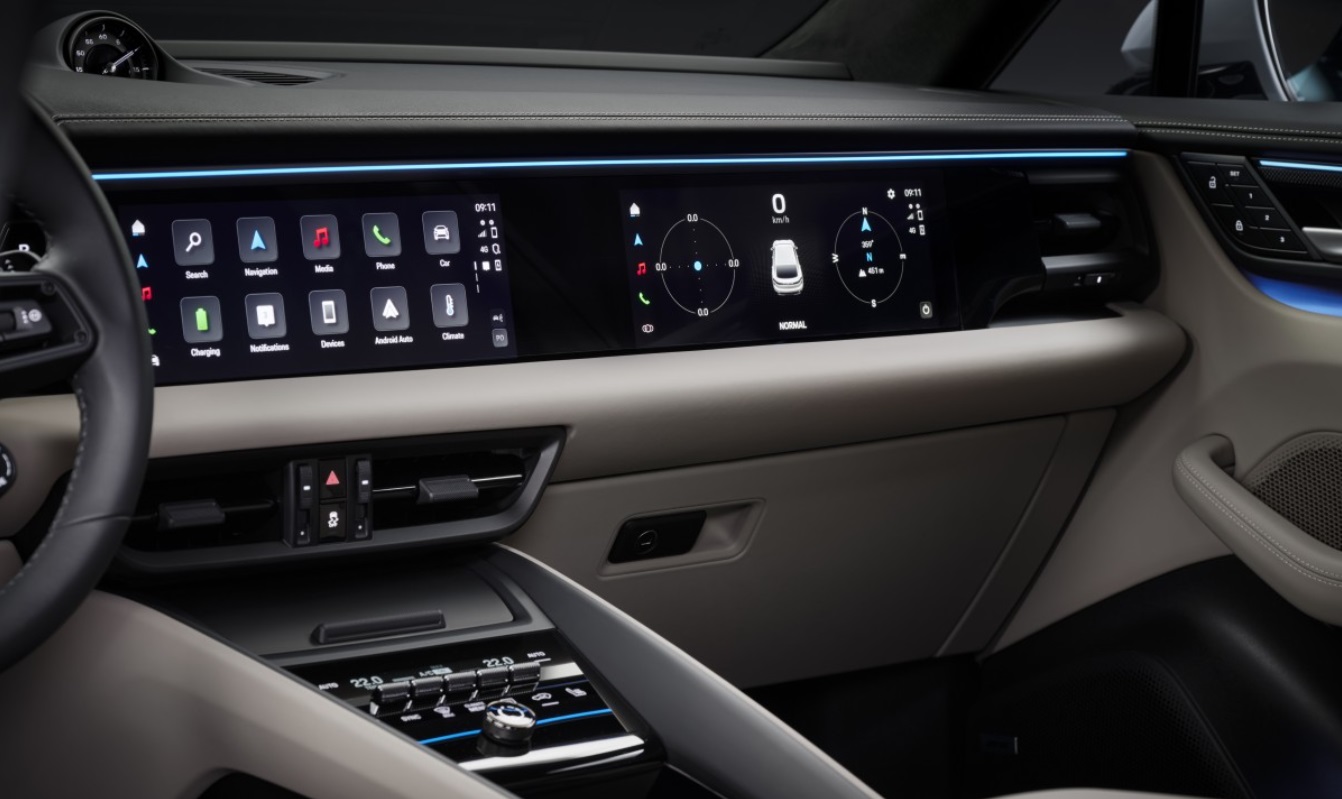 Porsche Macan EV 2024 infotainment