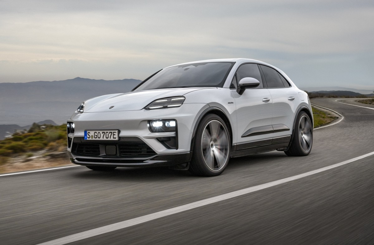 Porsche Macan EV 2024