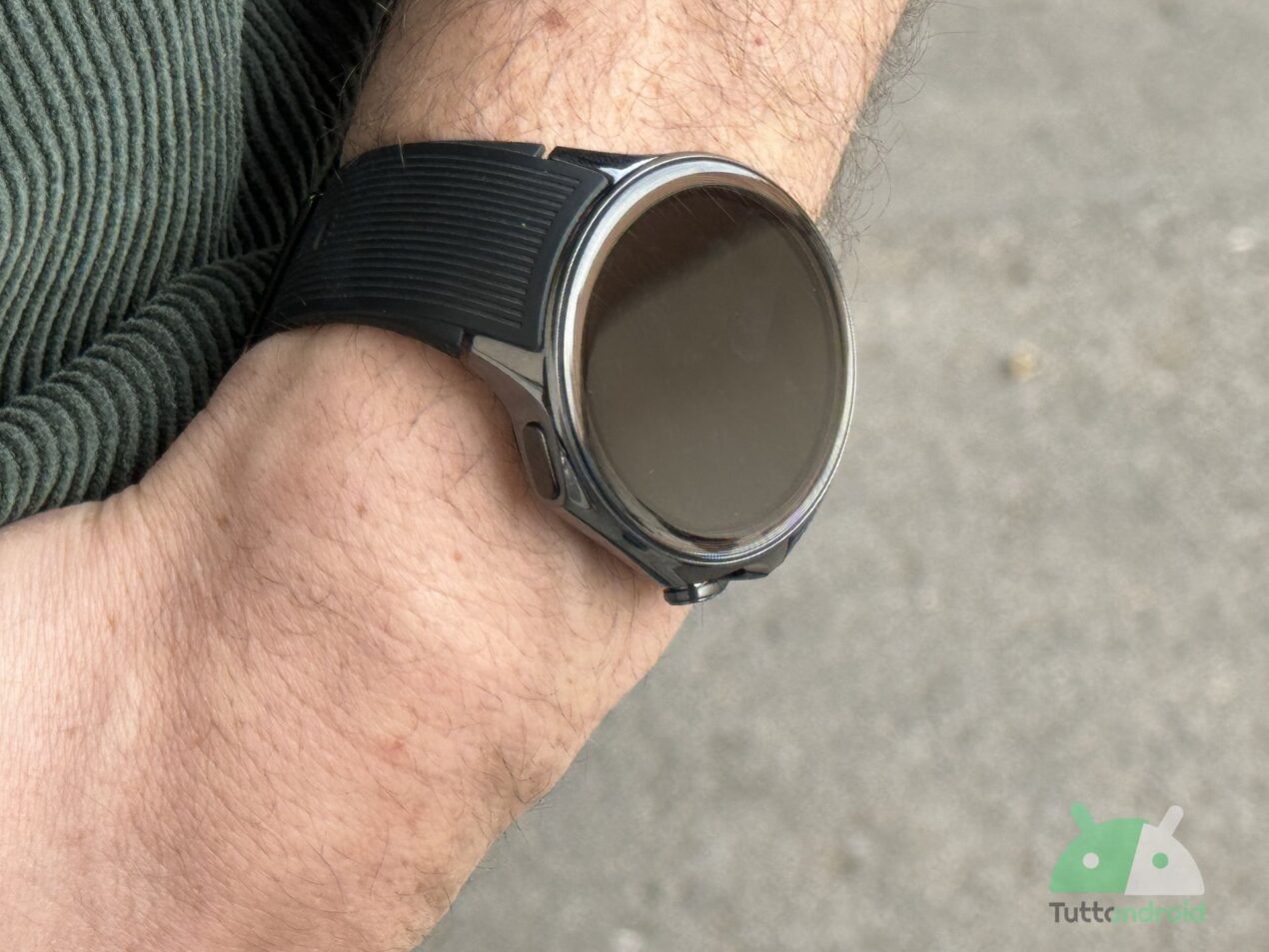 I nuovi smartwatch di OnePlus e OPPO saranno tanti e ricchi di novità: pronto anche l'ECG