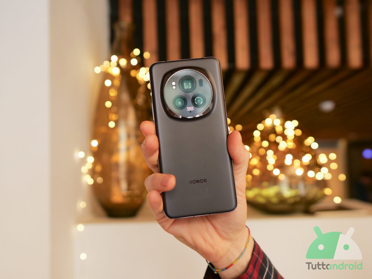Recensione Honor Magic6 Pro: autonomia strepitosa e fotografie uniche