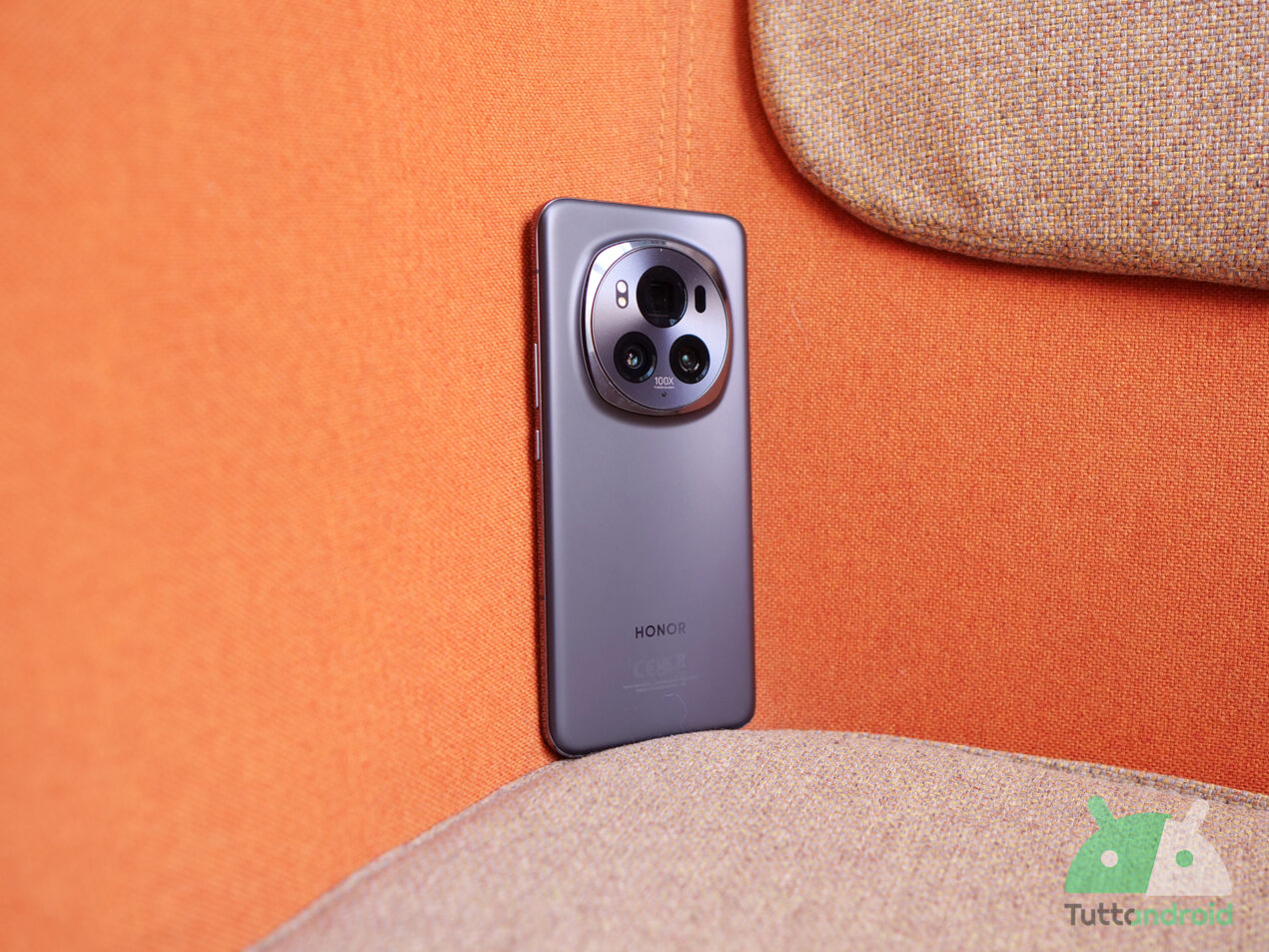 Samsung prosegue con One UI 7 e patch, HONOR aggiorna le serie Magic6 e Magic5