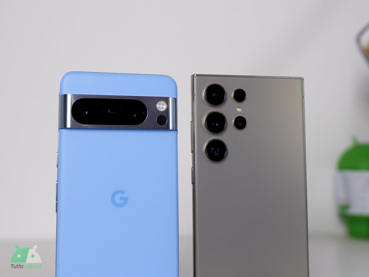 L'aggiornamento Google Play di febbraio arriva sui Pixel, mentre i Galaxy S24 si 
