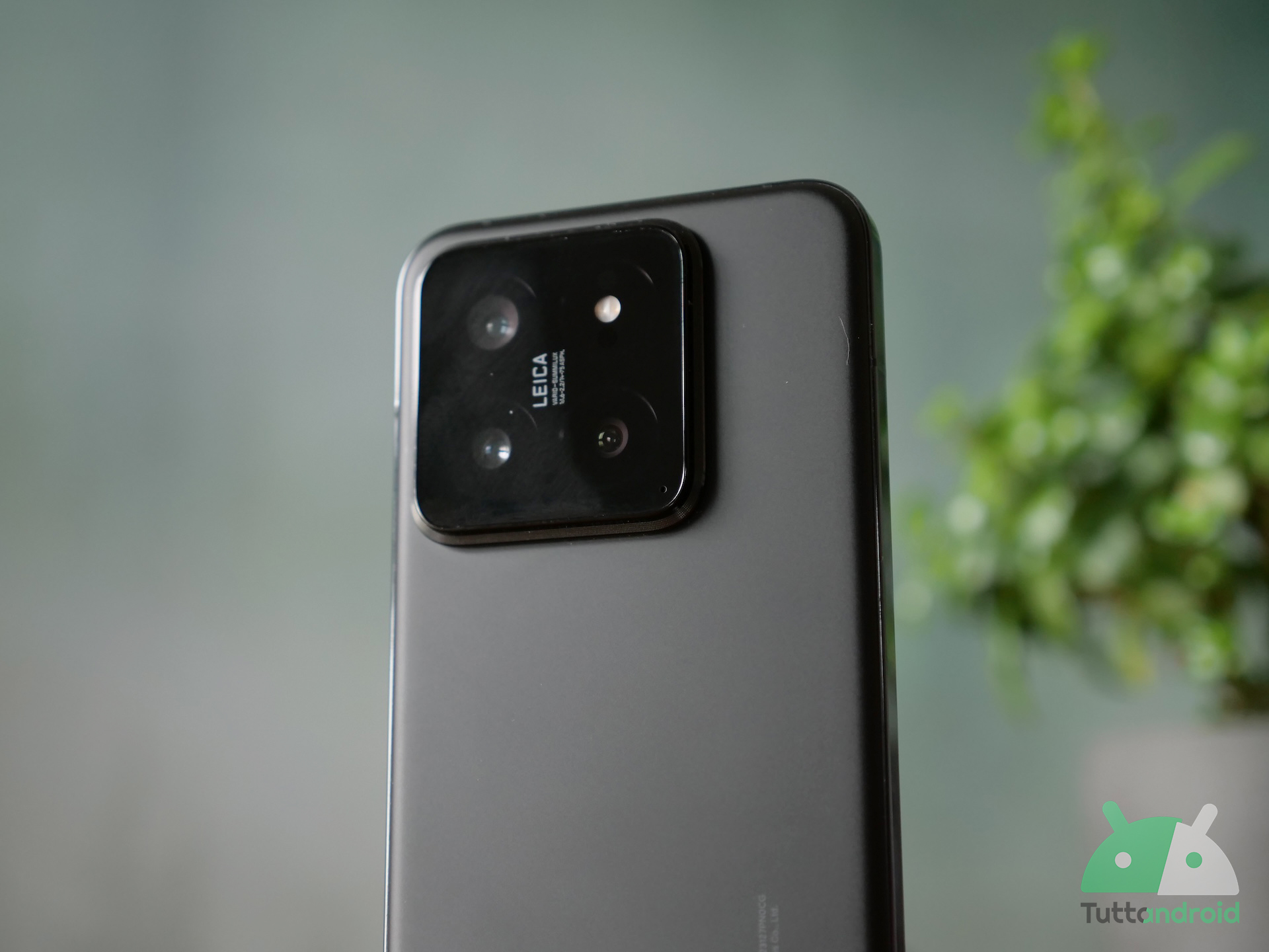 Xiaomi 14 