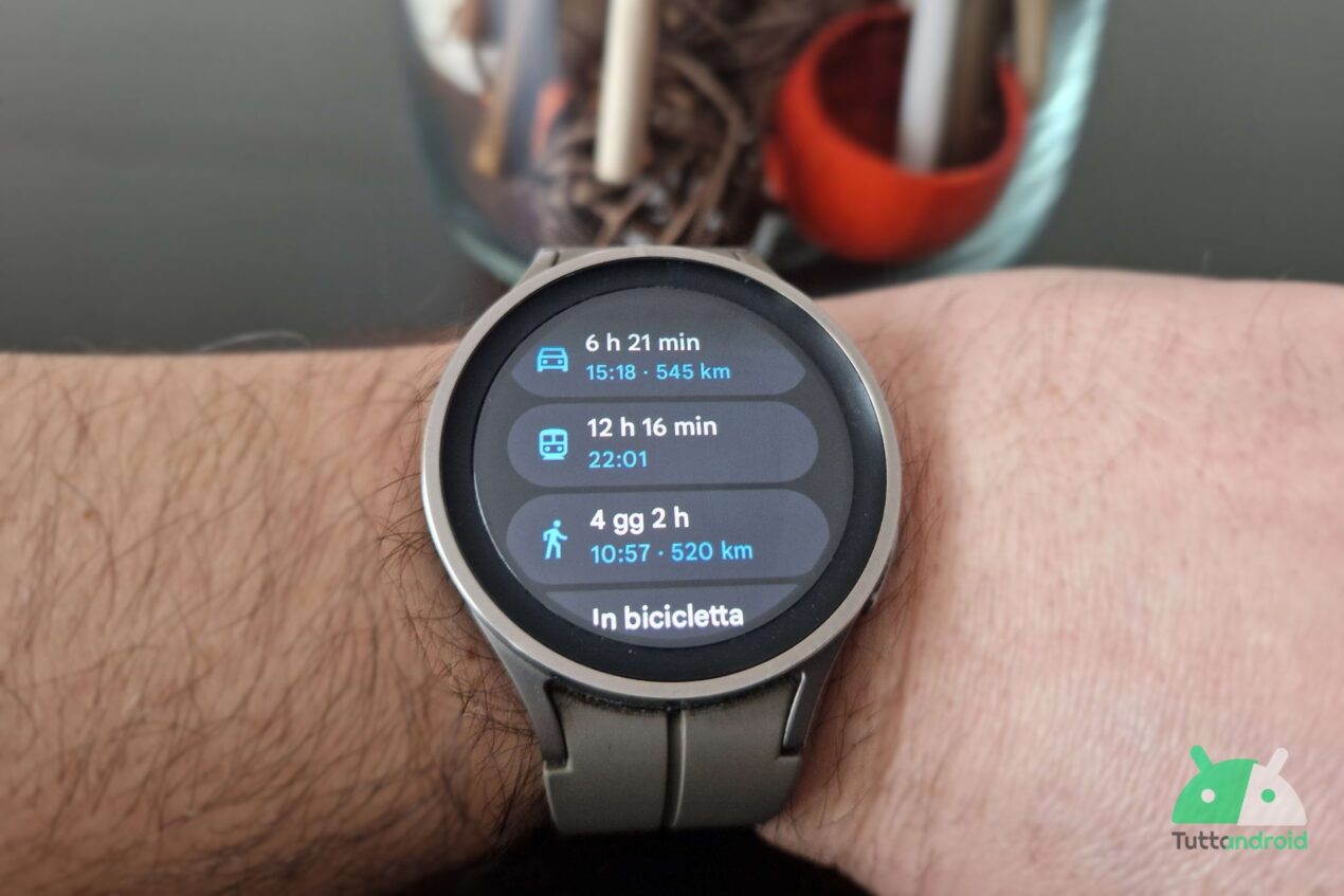 Le indicazioni sul trasporto pubblico si fanno largo su Google Maps per Wear OS