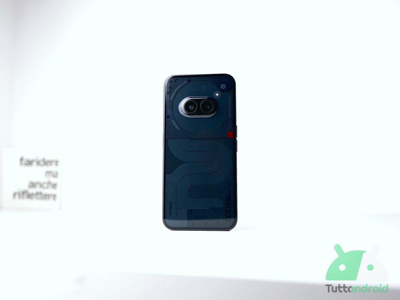 Nothing Phone (2a) in arrivo in una nuova colorazione esclusiva, non sarà l'ultima