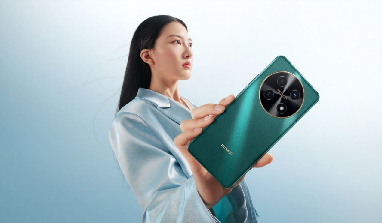 La serie Huawei Nova 12 arriva in Italia con offerte di lancio e un omaggio