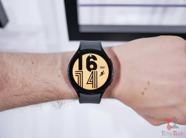 Galaxy Watch4 ttt