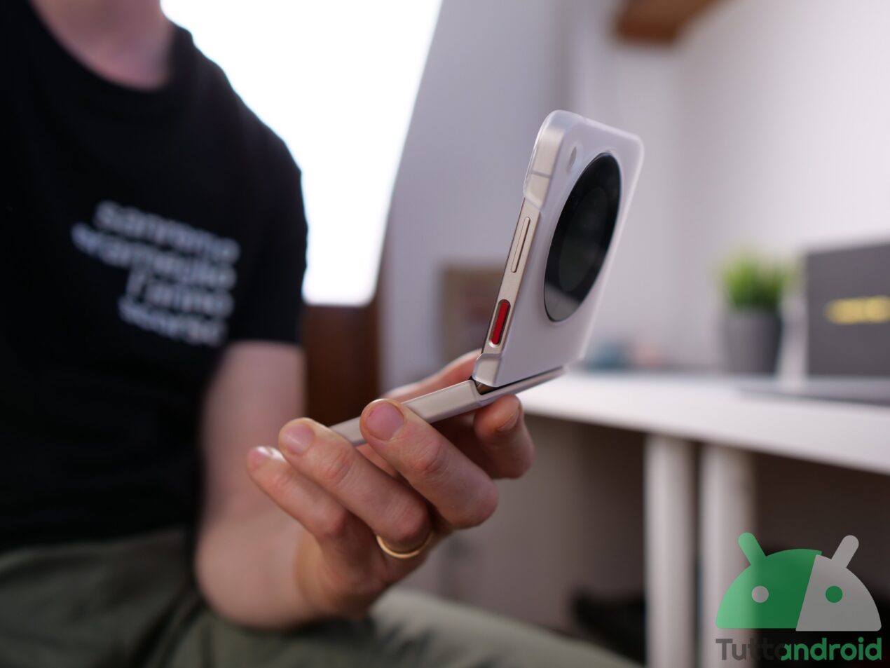 Recensione Nubia Flip 5G: per la prima volta il pieghevole diventa 