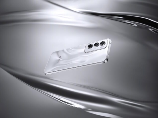 OPPO Reno12
