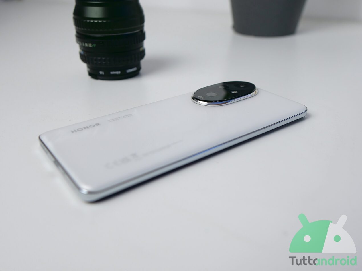 MagicOS 10 arriva su HONOR 200 e 200 Pro in Italia: tante novità per i due smartphone