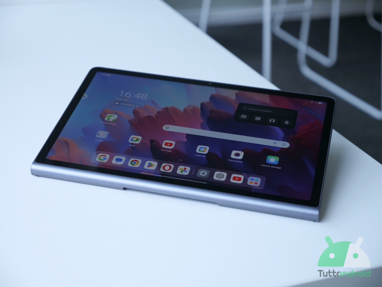 Lenovo Tab Plus: intrattenimento domestico con audio JBL in sconto sotto i 200€ su Amazon