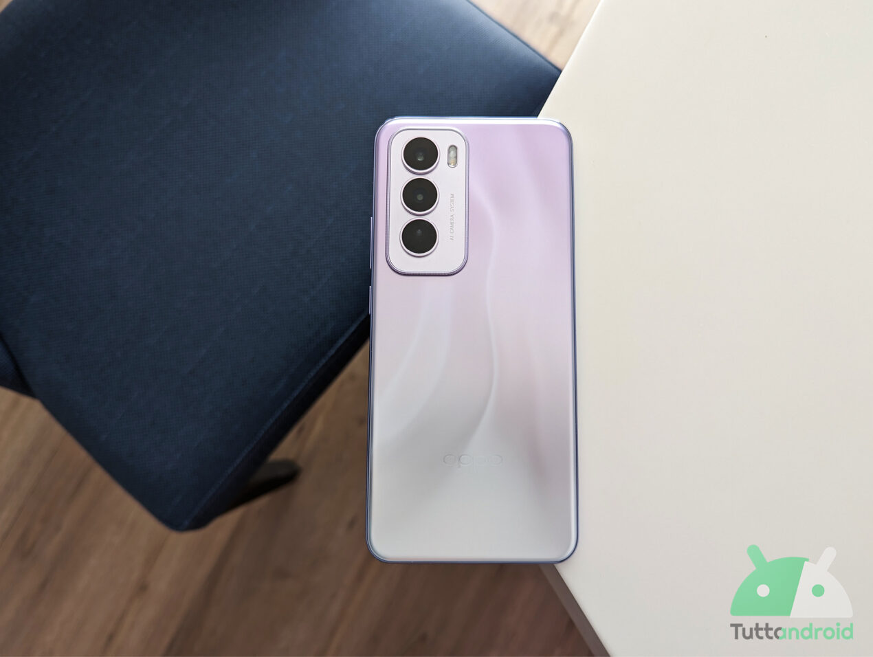 Recensione OPPO Reno12 Pro: tanta batteria, tanta memoria e tanta AI